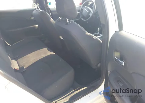 2013 Chrysler 200 Lx z USA, uszkodzony, nr VIN 1C3CCBAB2DN646993